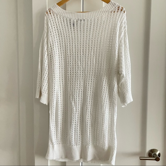 White silky loose knit mesh oversized top - Picture 9 of 9
